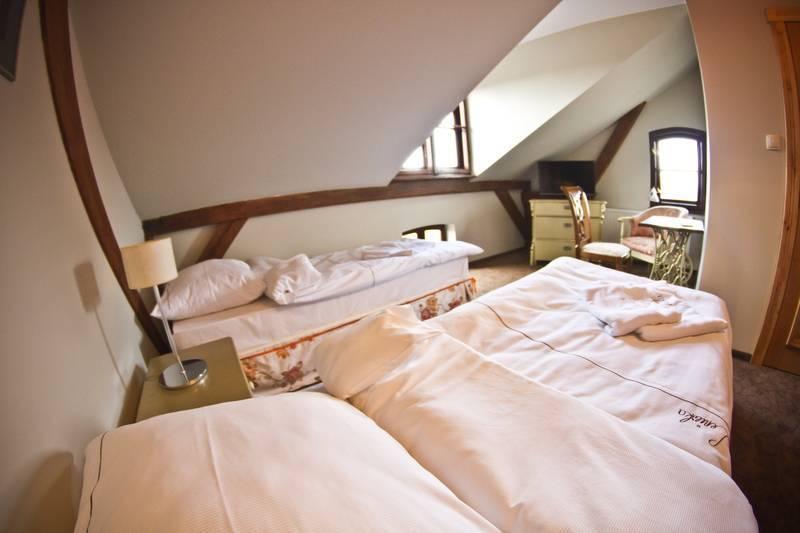 Hotel Leniwka Świebodzin Exteriér fotografie