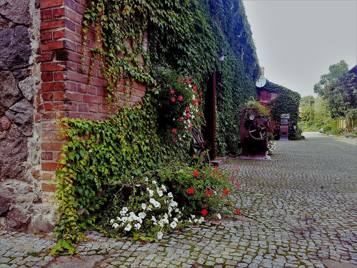 Hotel Leniwka Świebodzin Exteriér fotografie