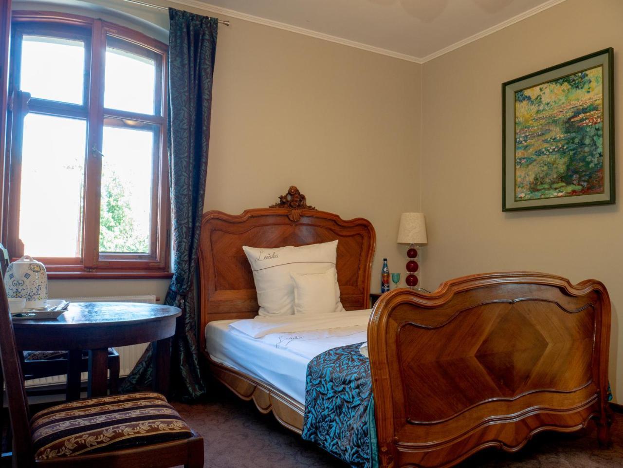 Hotel Leniwka Świebodzin Exteriér fotografie